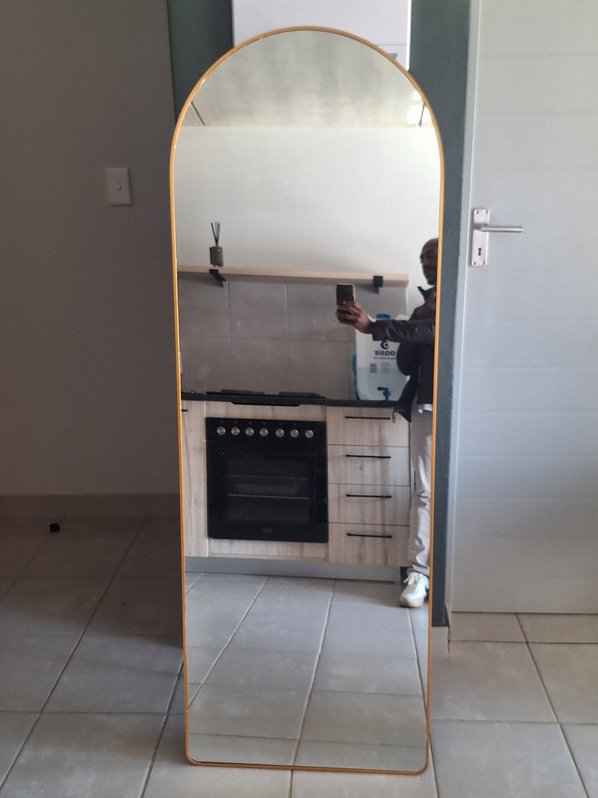 Mirror. 165x57cm. Gold