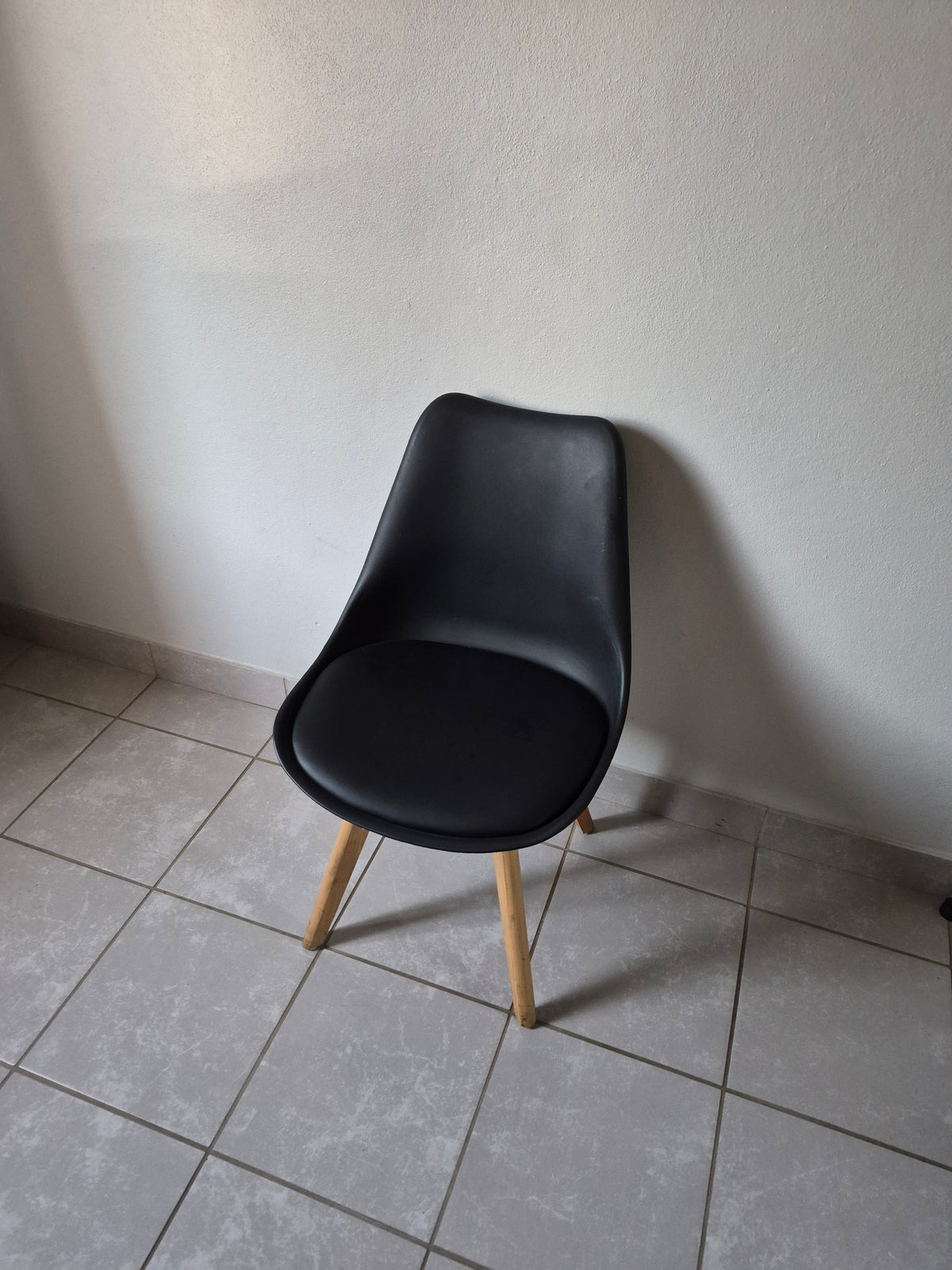 Padded Chair. Black