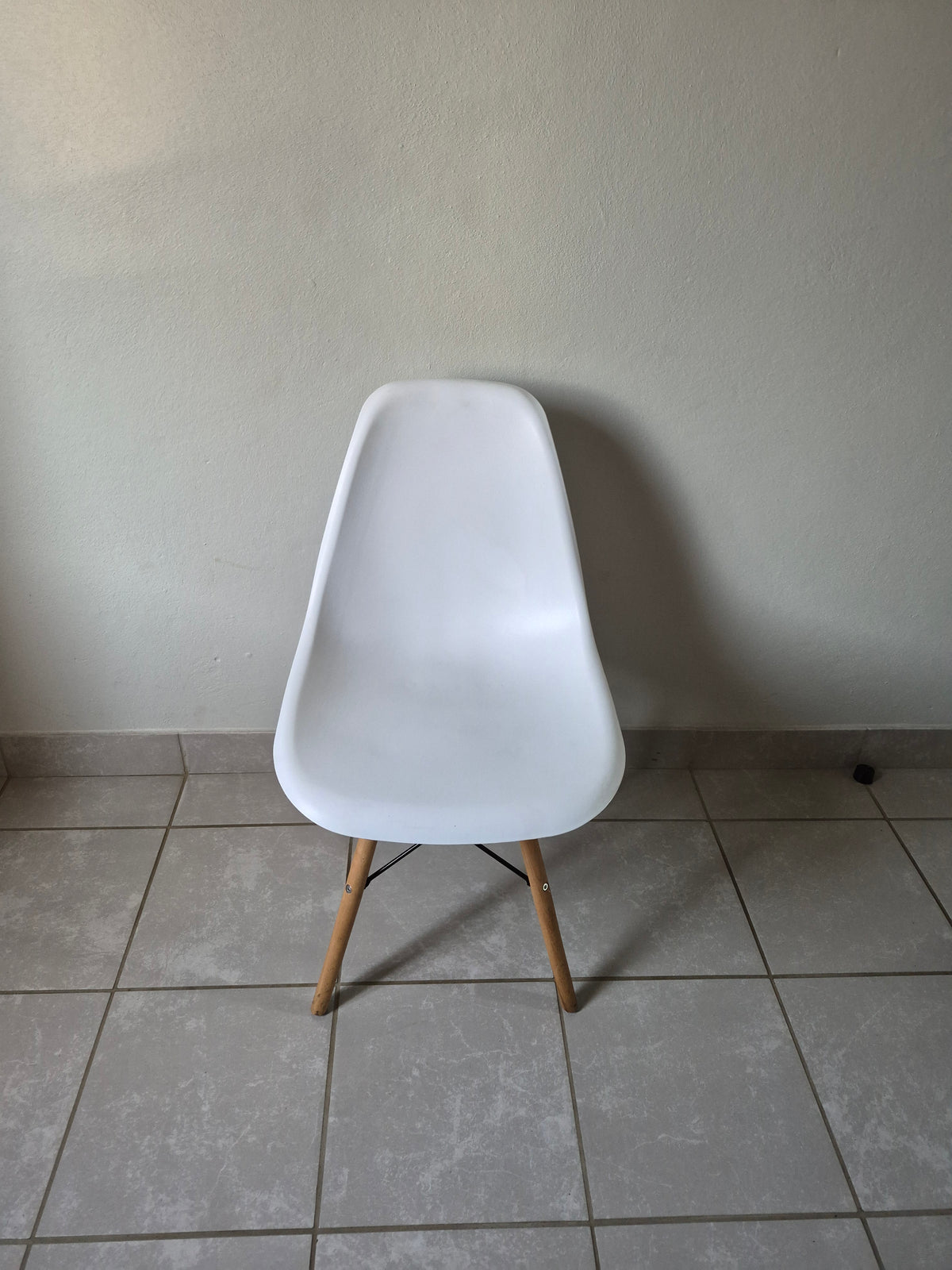 Emma Chair. White