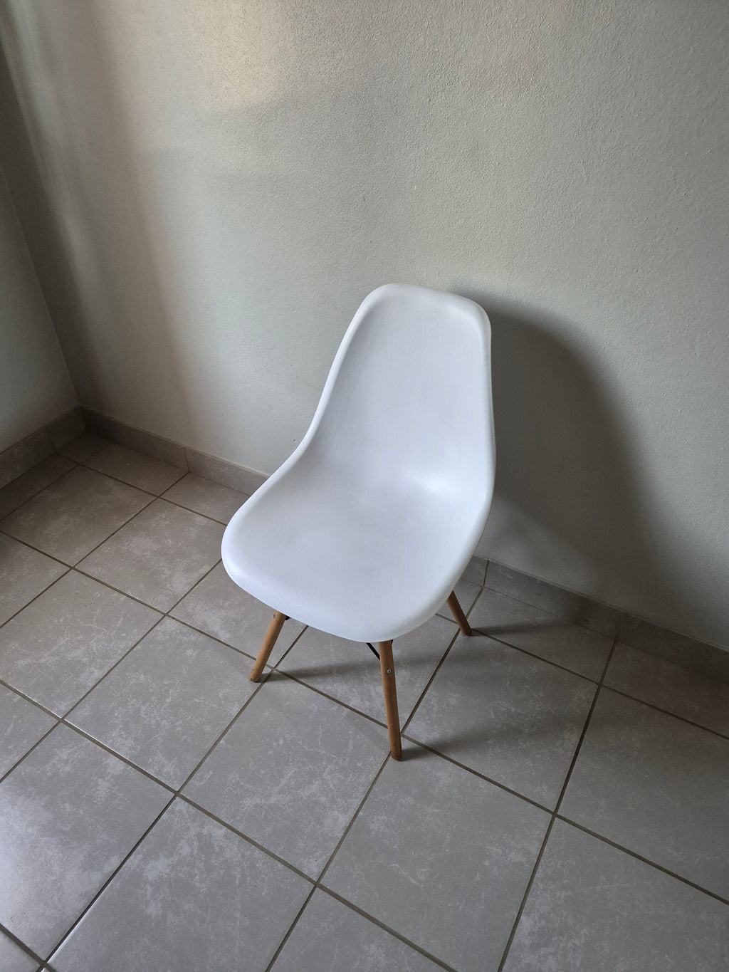 Emma Chair. White
