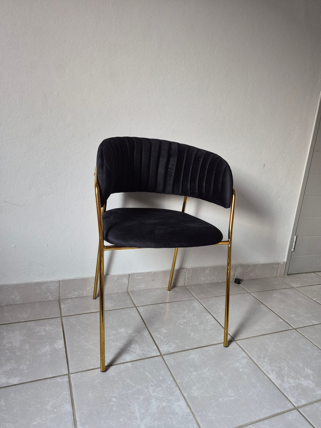 JY Black Chair