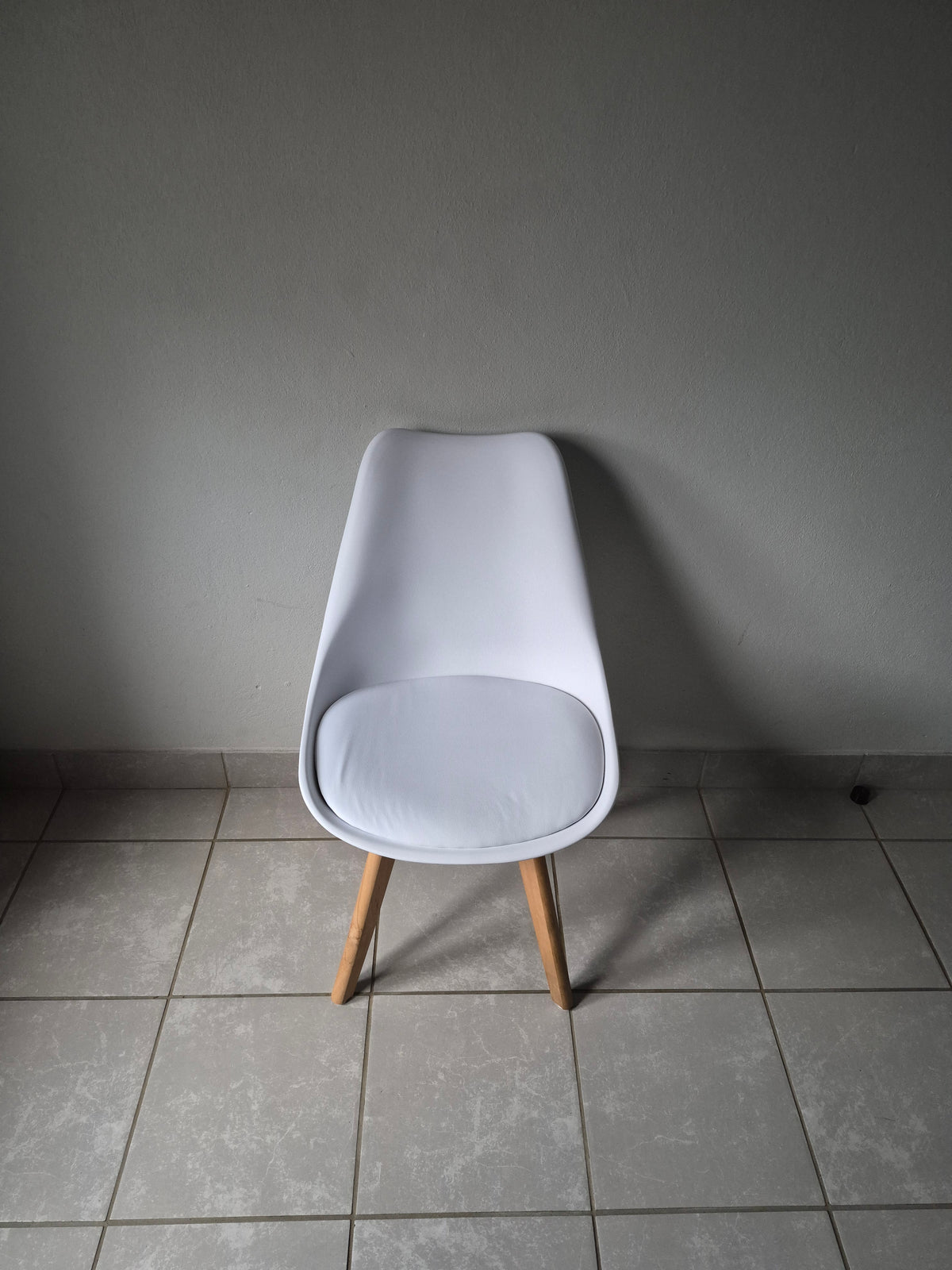 Padded Chair. White