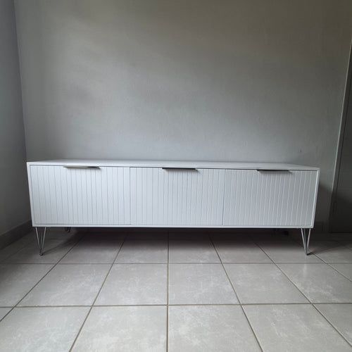 1.8m Tv Stand. Silver Finish
