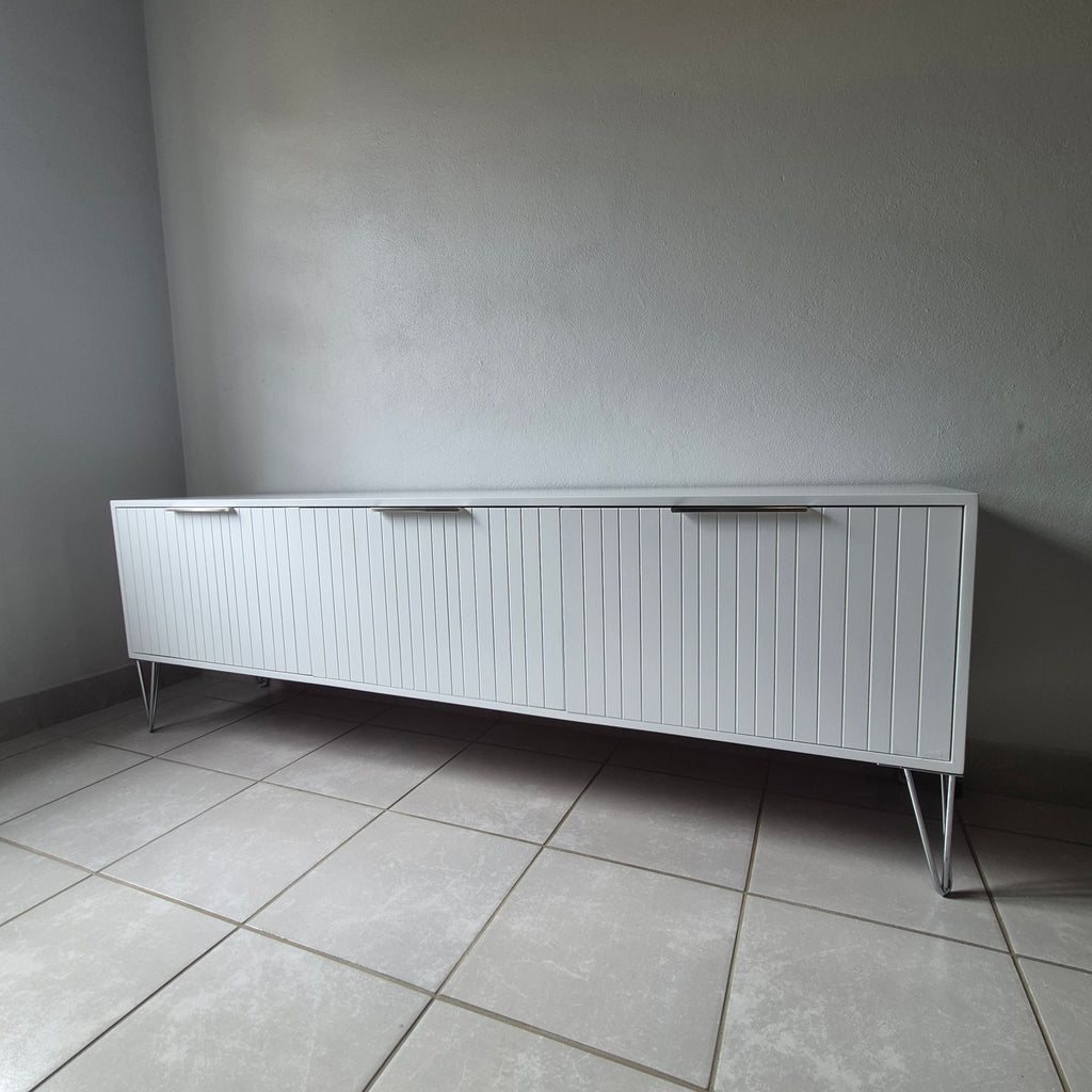 1.8m Tv Stand. Silver Finish