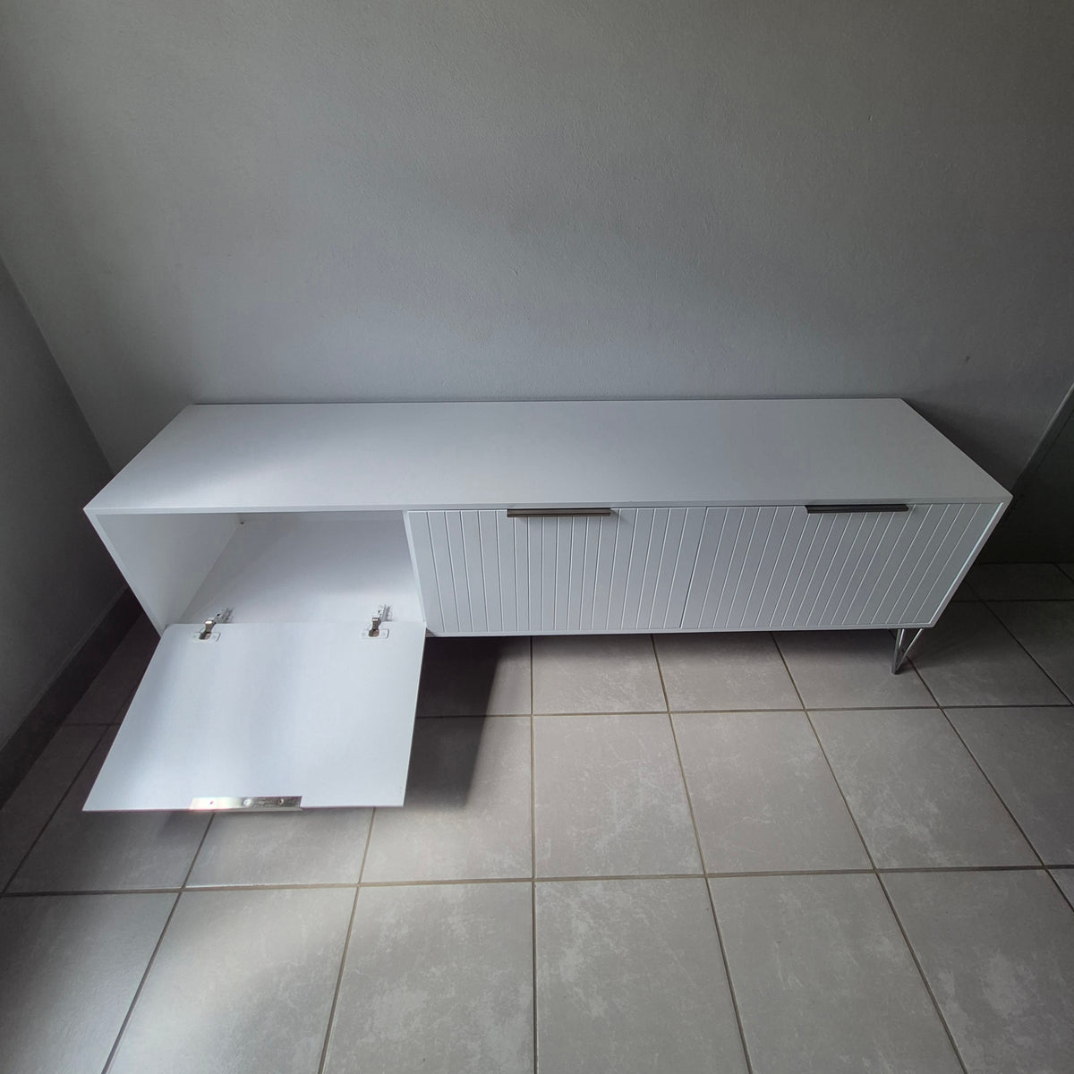1.8m Tv Stand. Silver Finish