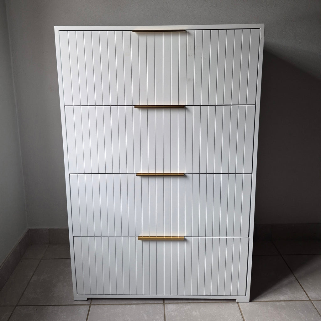 Chest of Drawers. Gold Handles