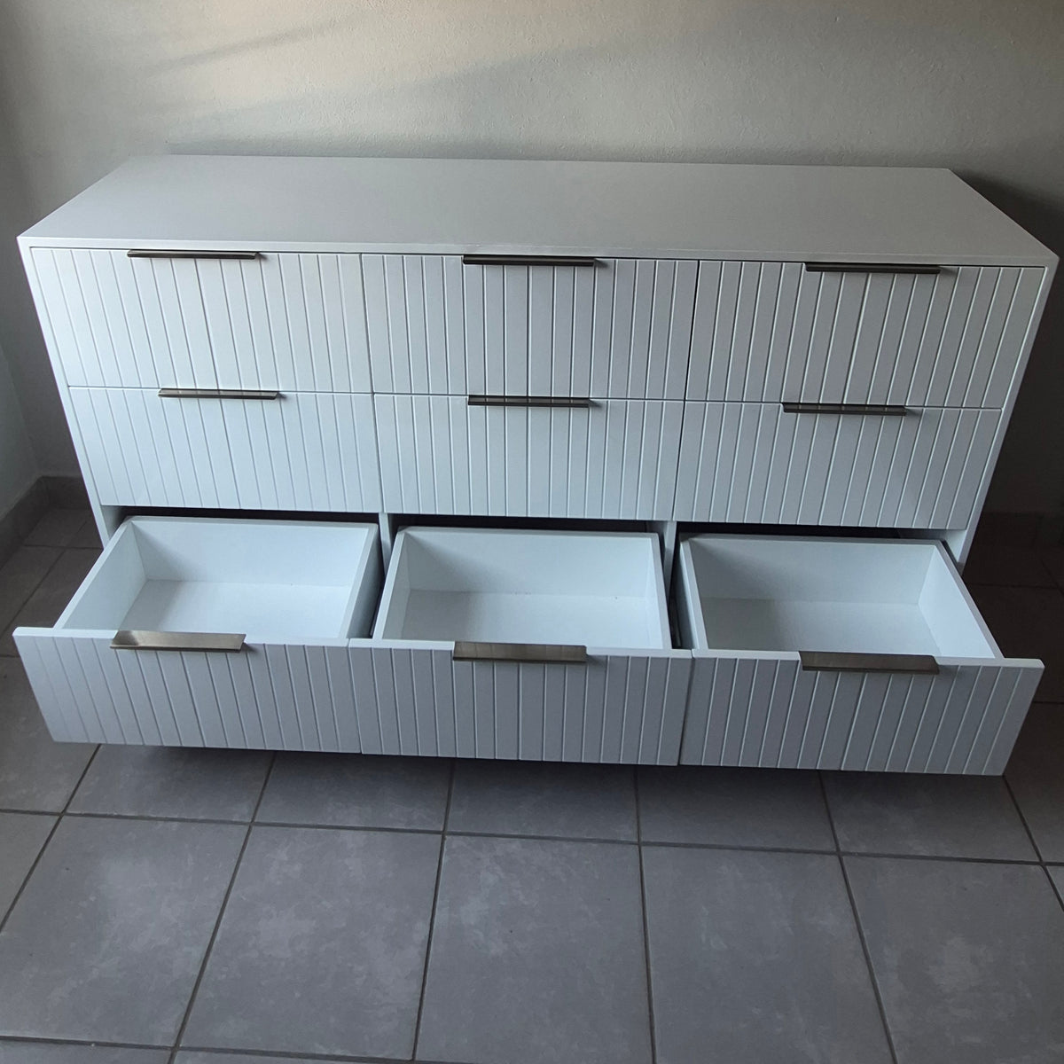 Chest of Drawers. Silver Handles