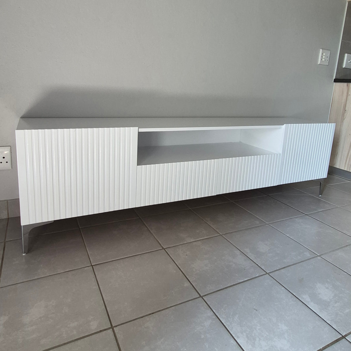 Modern 2m Tv Stand. Silver Legs
