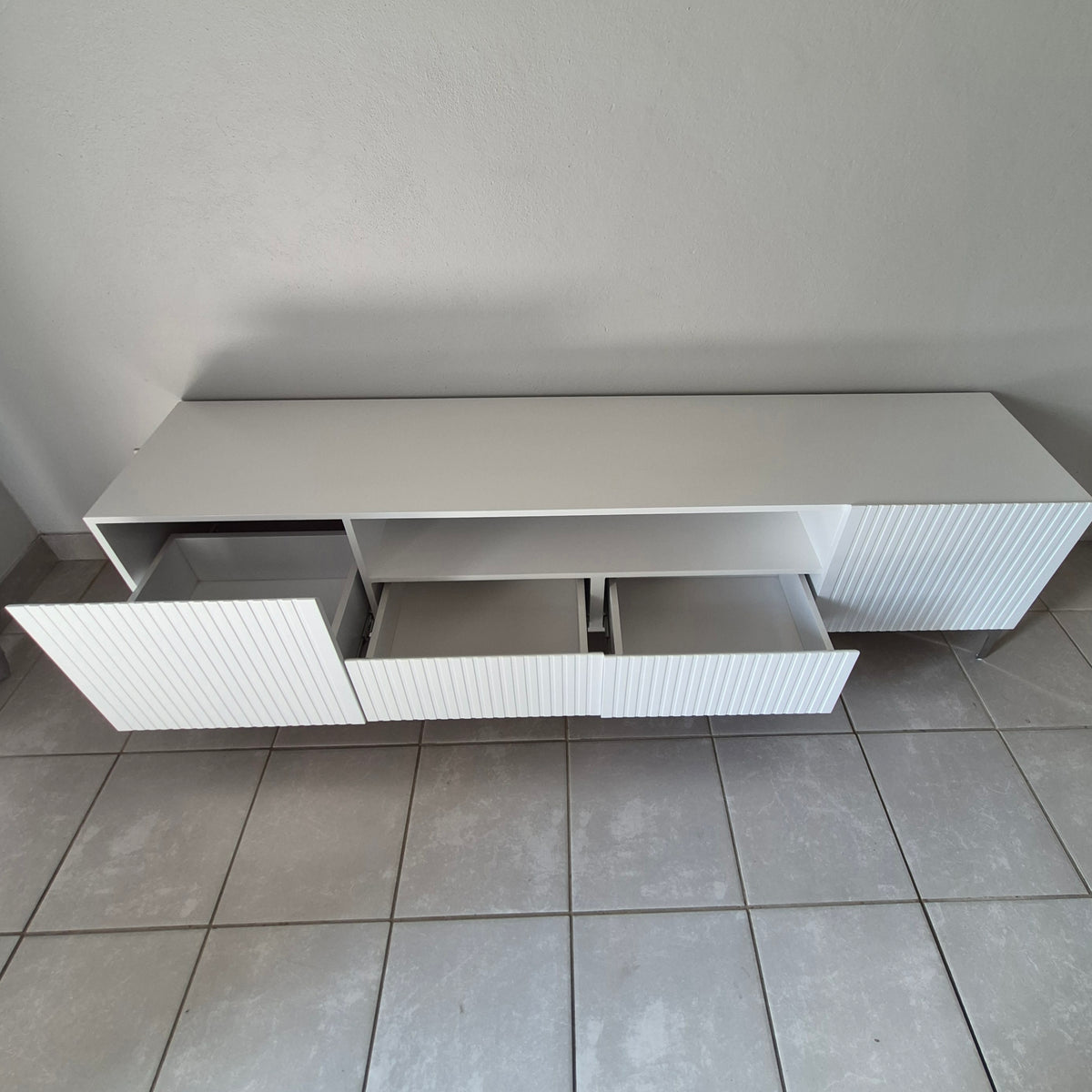 Modern 2m Tv Stand. Silver Legs