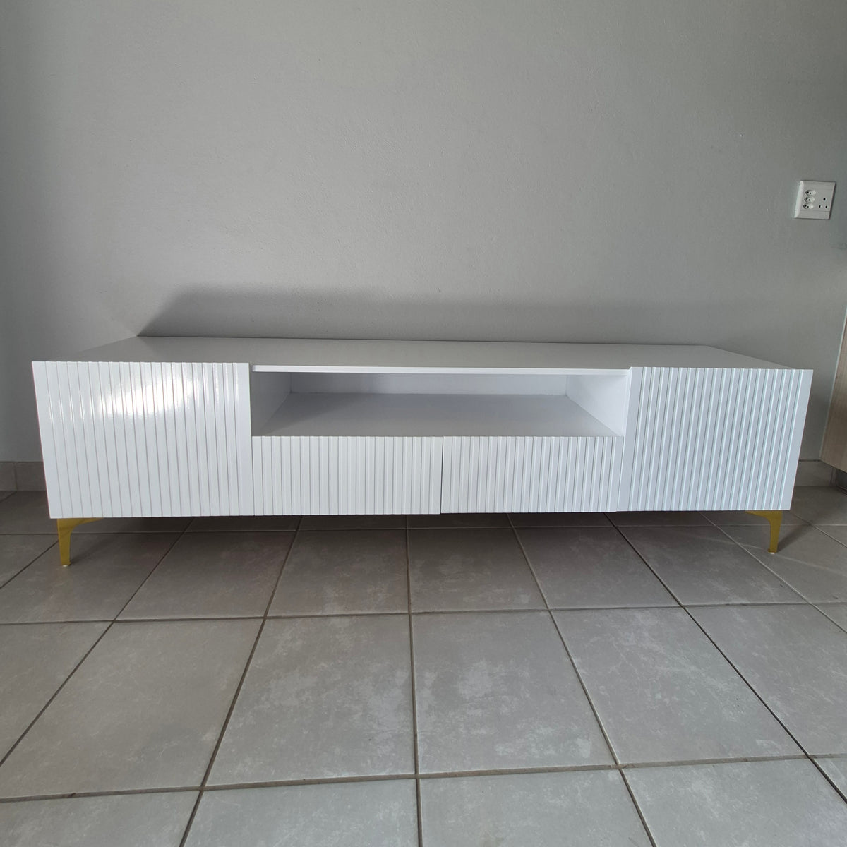 Modern 2m Tv Stand. Gold Legs