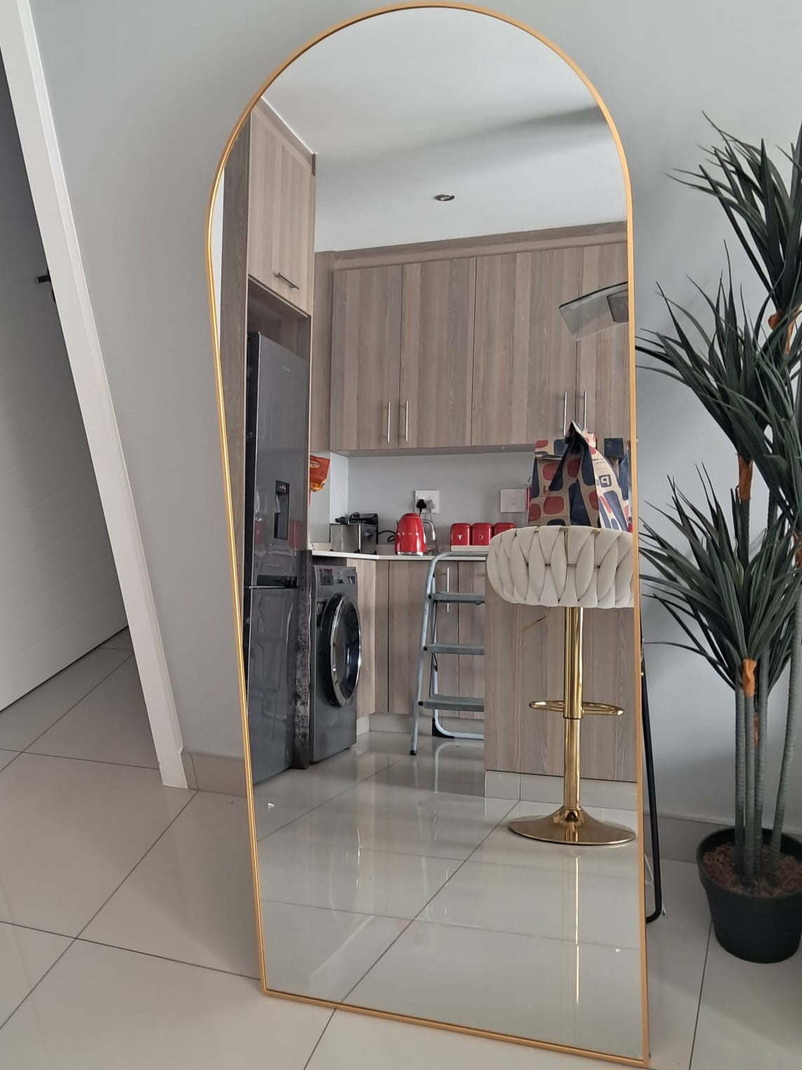 Mirror. 170x69. Gold