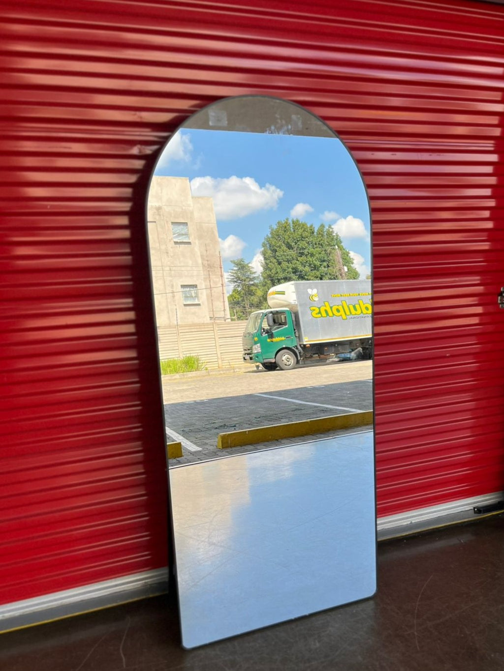 Mirror. 177x77cm. Black